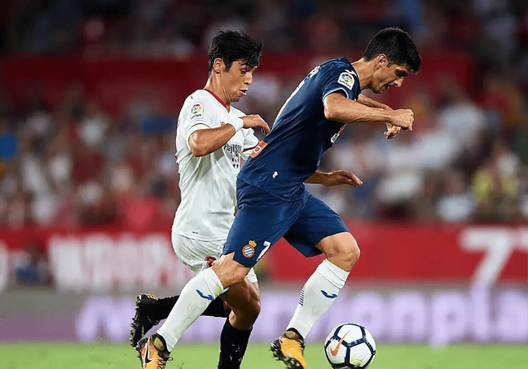 西班牙劲旅巴塞罗那击败巴伦西亚